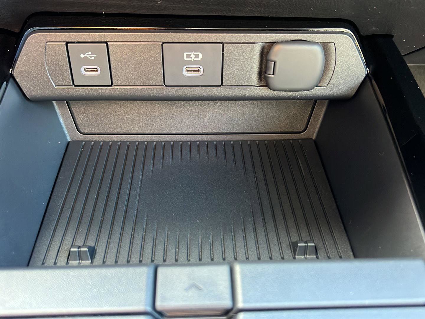 New 2026 Toyota Prius Plug-In Hybrid image 21