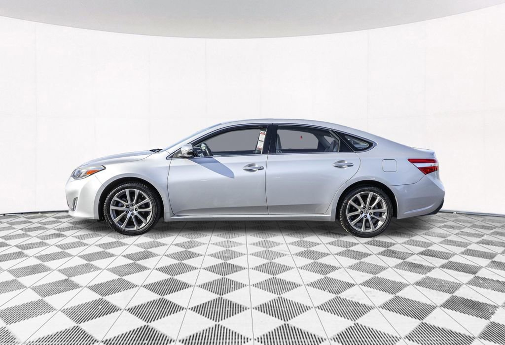 Used 2014 Toyota Avalon Limited image 13