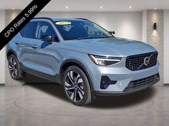 Certified 2023 Volvo XC40 B5 Ultimate w/ Climate Package AWD/4WD image 1