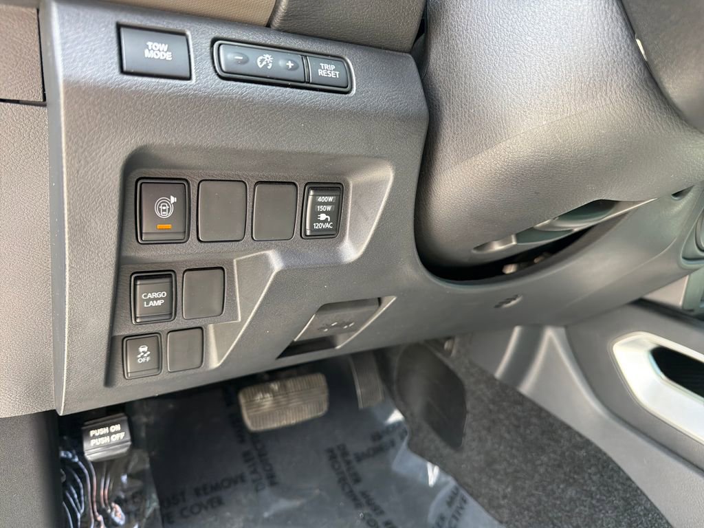 Used 2022 Nissan Frontier SV RWD image 18
