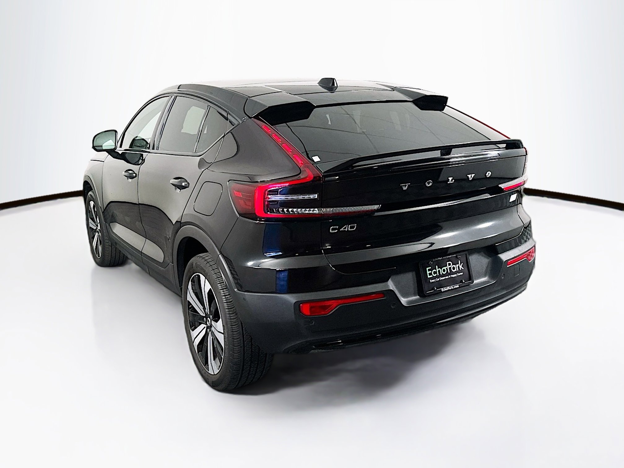 Used 2023 Volvo C40 P8 Recharge Plus AWD/4WD image 5