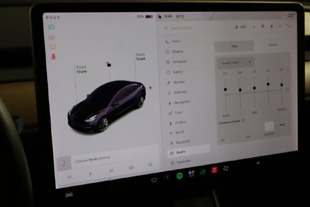 Used 2020 Tesla Model 3 Standard Range Plus RWD image 42