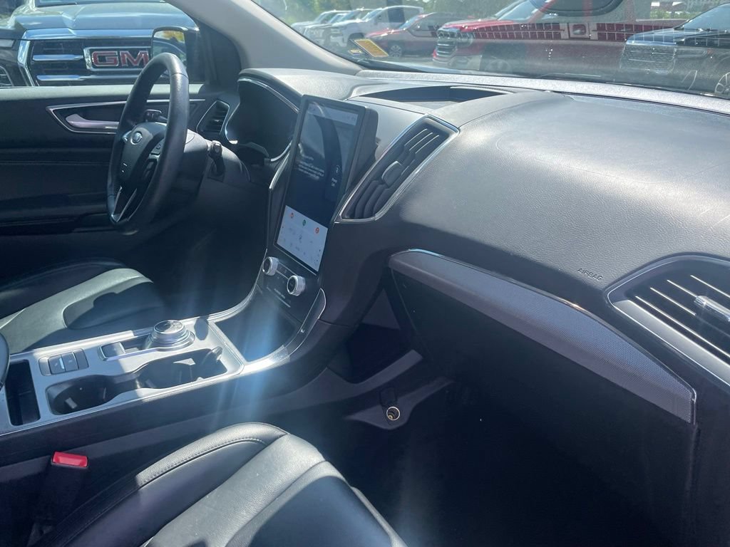 Used 2021 Ford Edge Titanium AWD/4WD image 30