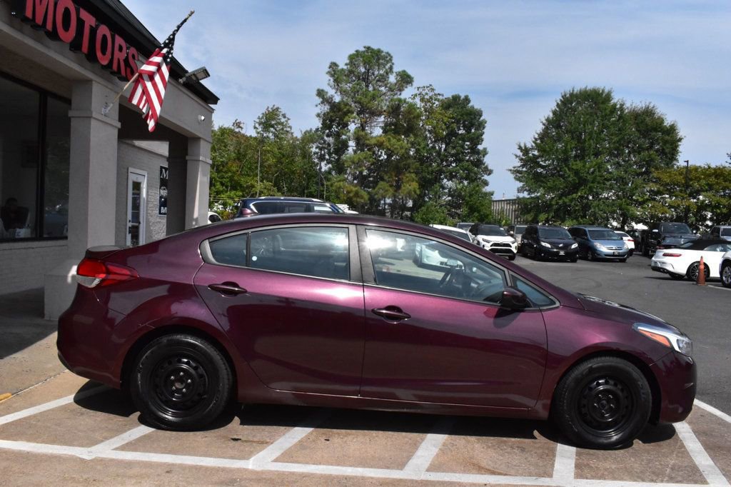 Used 2018 Kia Forte LX image 6