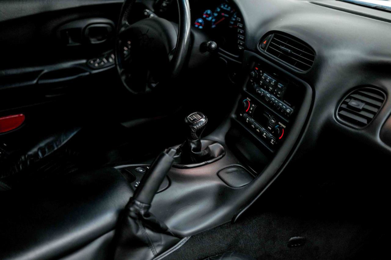 Used 2004 Chevrolet Corvette Z06 w/ Z06 Preferred Equipment Group image 56