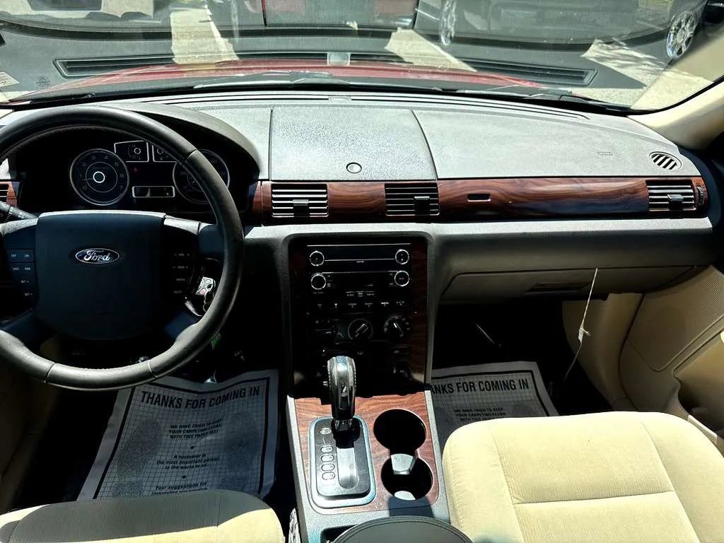 Used 2008 Ford Taurus SEL AWD/4WD image 15