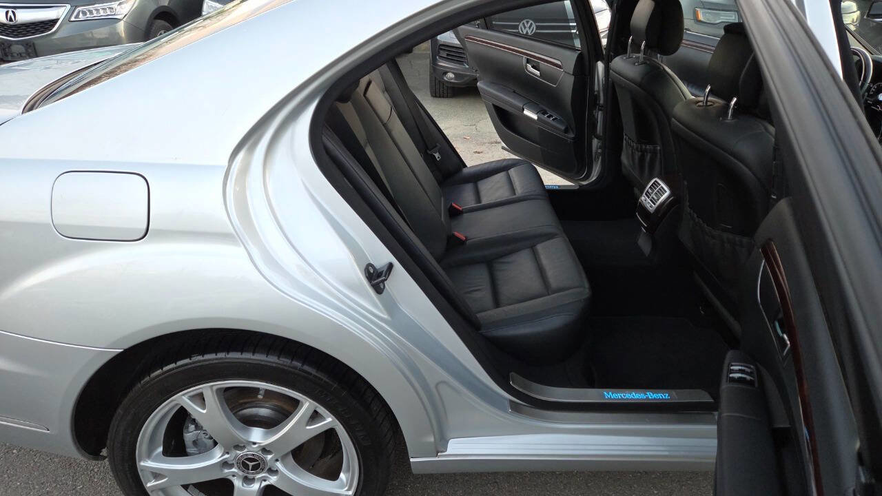 Used 2013 Mercedes-Benz S 550 4MATIC image 46