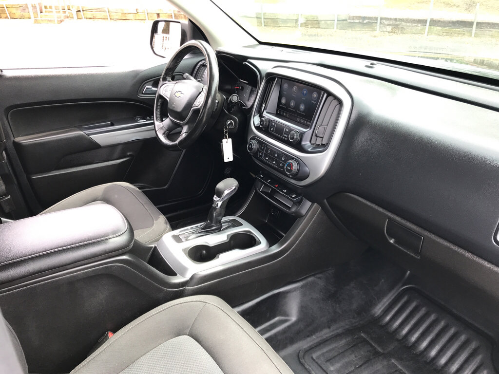 Used 2022 Chevrolet Colorado LT w/ Fleet Safety Package image 13