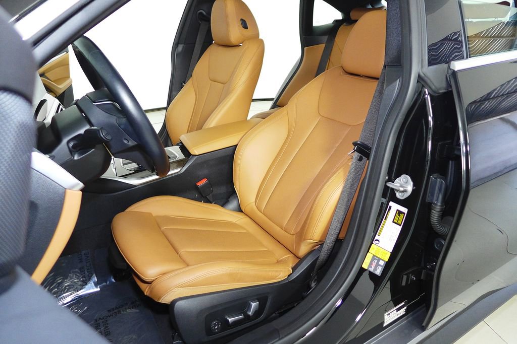 Used 2023 BMW i4 eDrive35 image 22
