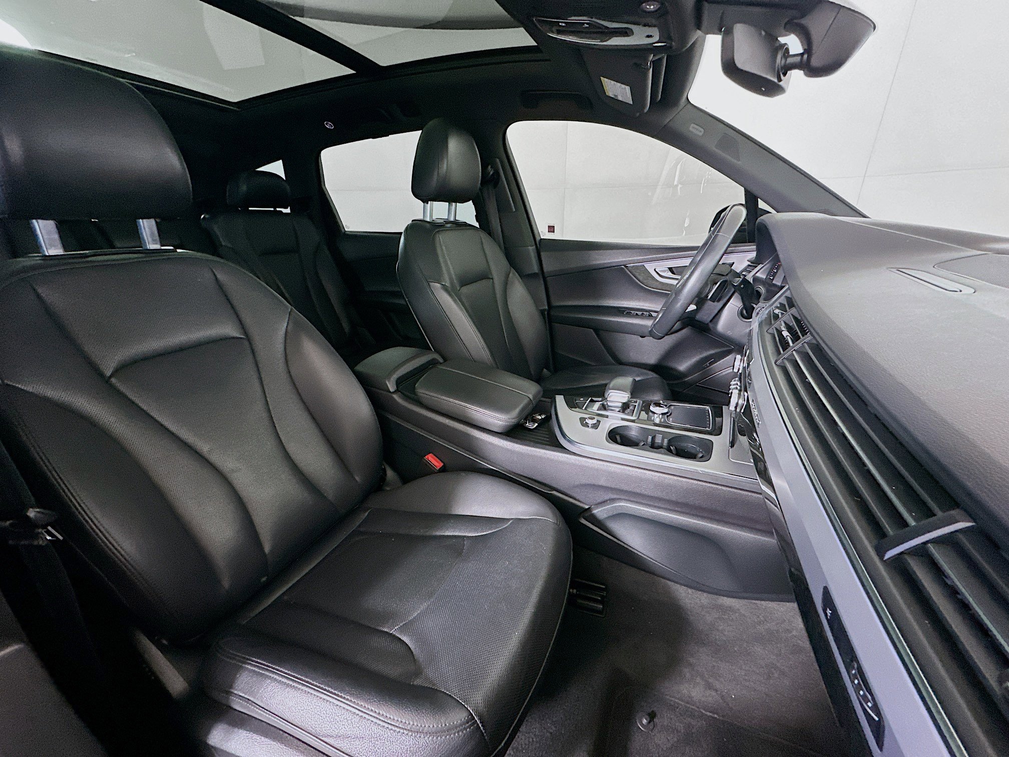 Used 2019 Audi Q7 2.0T Premium Plus w/ Premium Plus Package AWD/4WD image 34