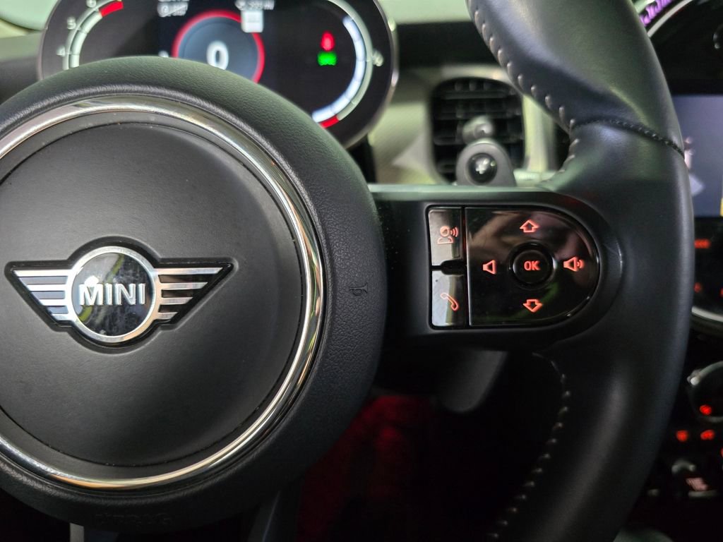 Used 2023 MINI Cooper S image 17