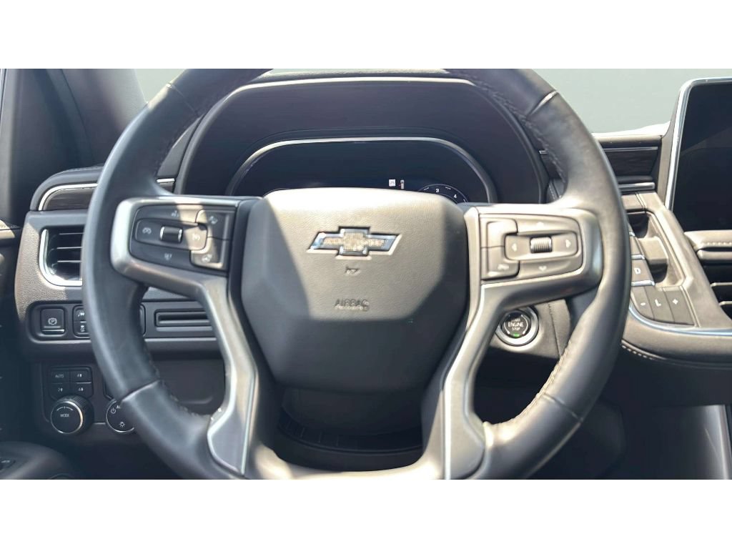 Used 2024 Chevrolet Tahoe Z71 w/ Luxury Package AWD/4WD image 15