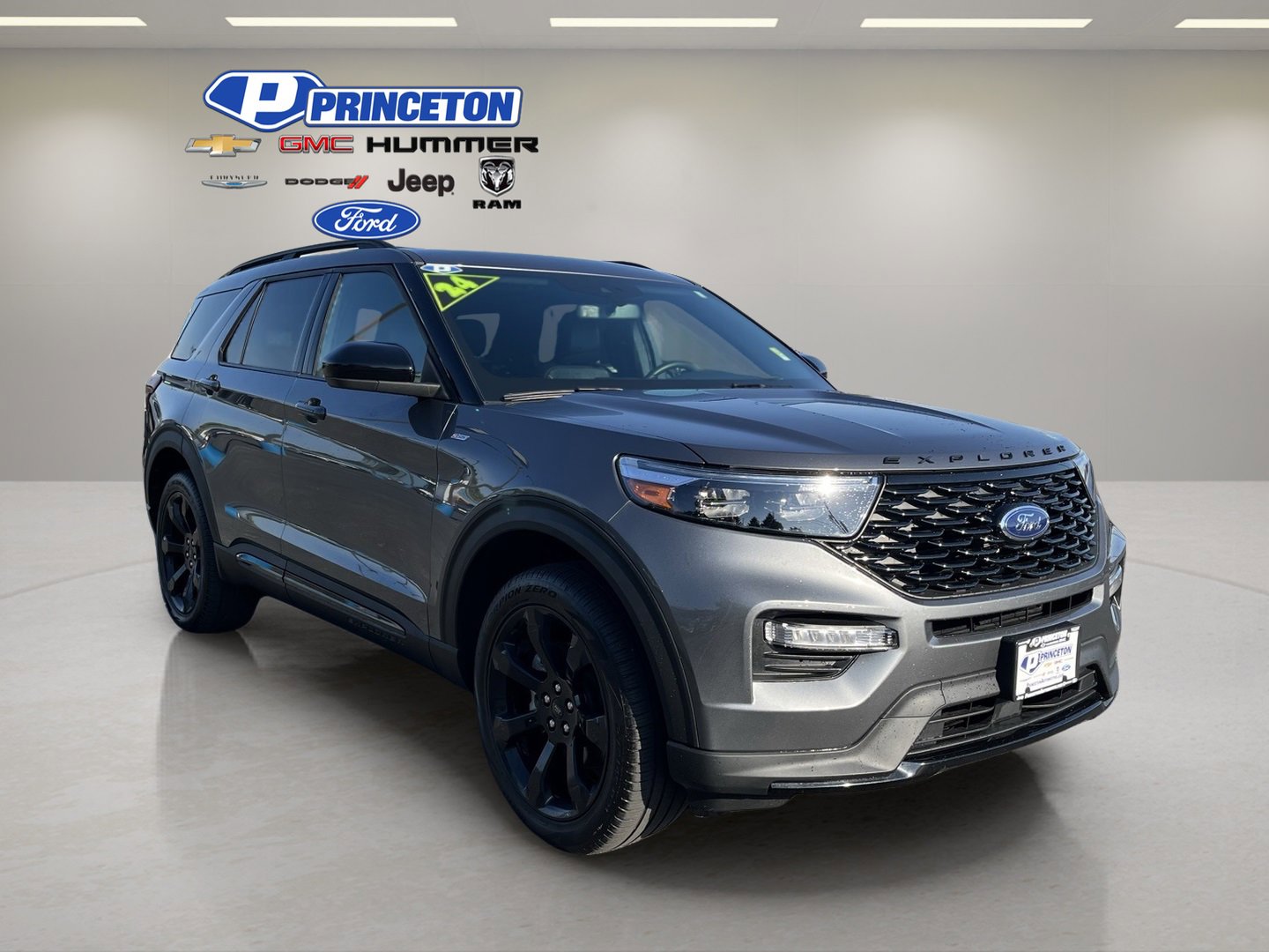 Used 2024 Ford Explorer ST-Line w/ Class IV Trailer Tow Package