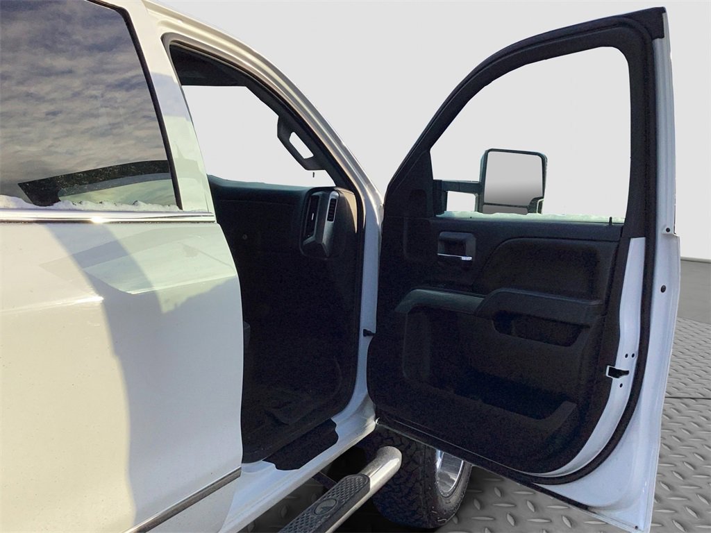 Used 2015 Chevrolet Silverado 2500 LT image 31