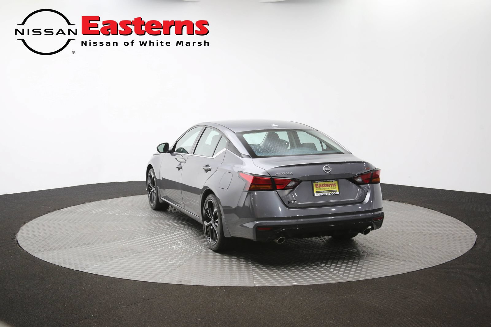 Used 2024 Nissan Altima 2.5 SR FWD image 59