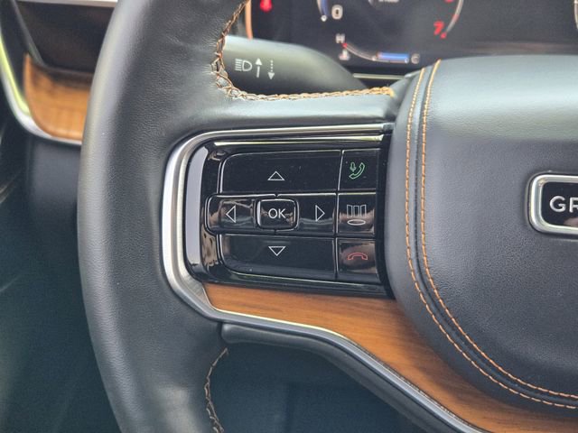 Used 2023 Jeep Grand Wagoneer Series III AWD/4WD image 27