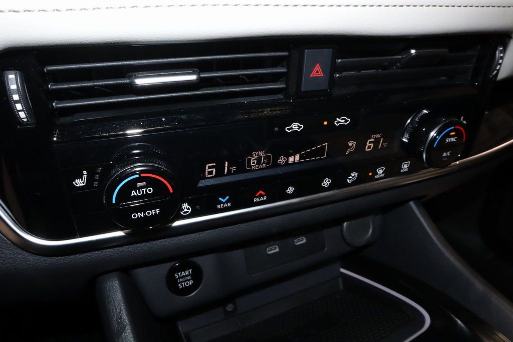 Certified 2024 Nissan Rogue SL w/ SL Premium Package image 33