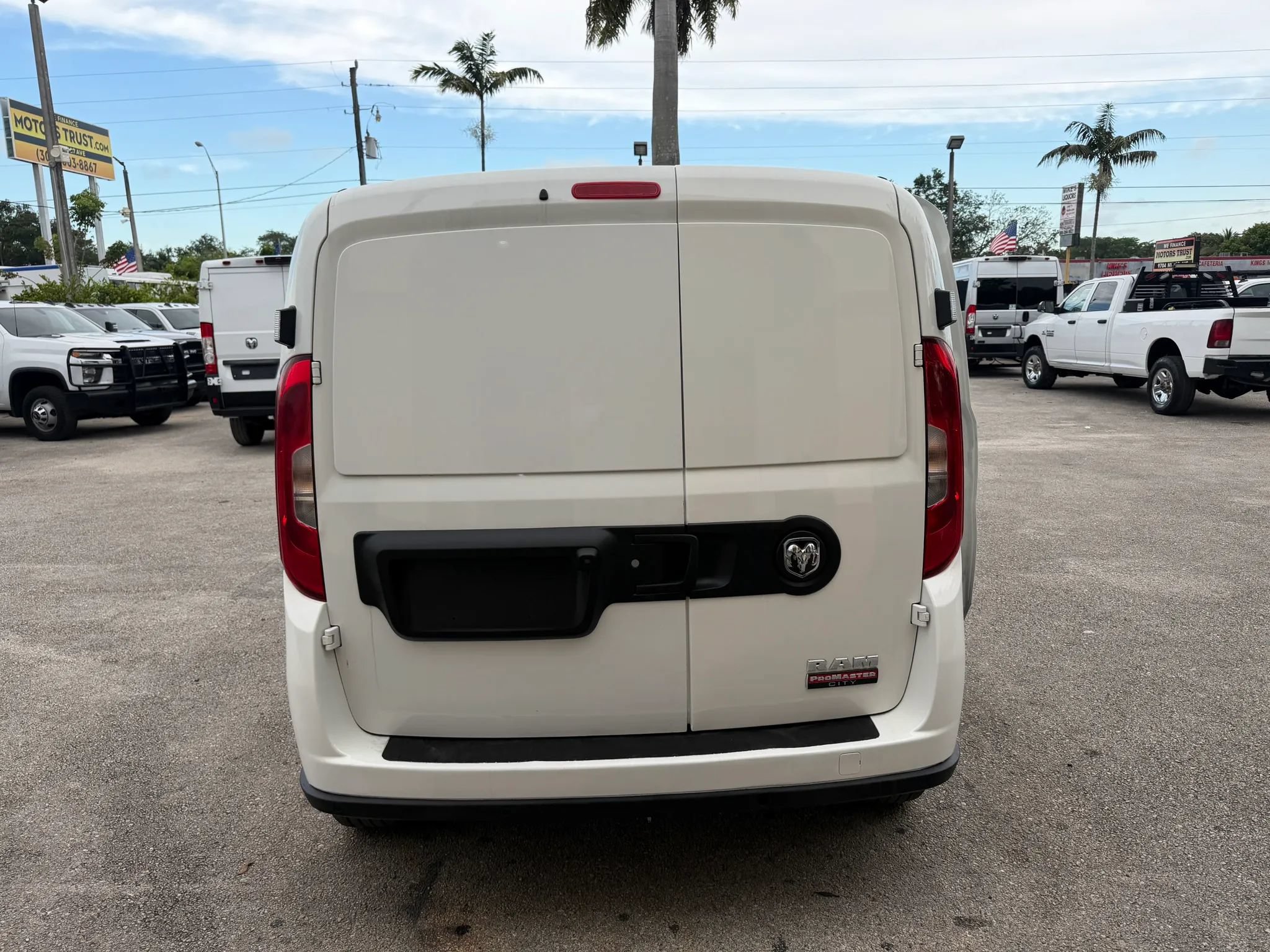 Used 2021 RAM ProMaster City Tradesman SLT FWD image 6
