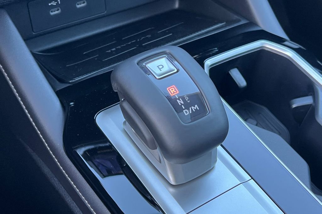 New 2026 Mitsubishi Outlander SE image 23