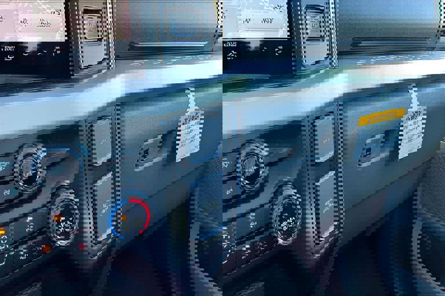 New 2026 Ford F250 XLT w/ XLT Premium Package image 18