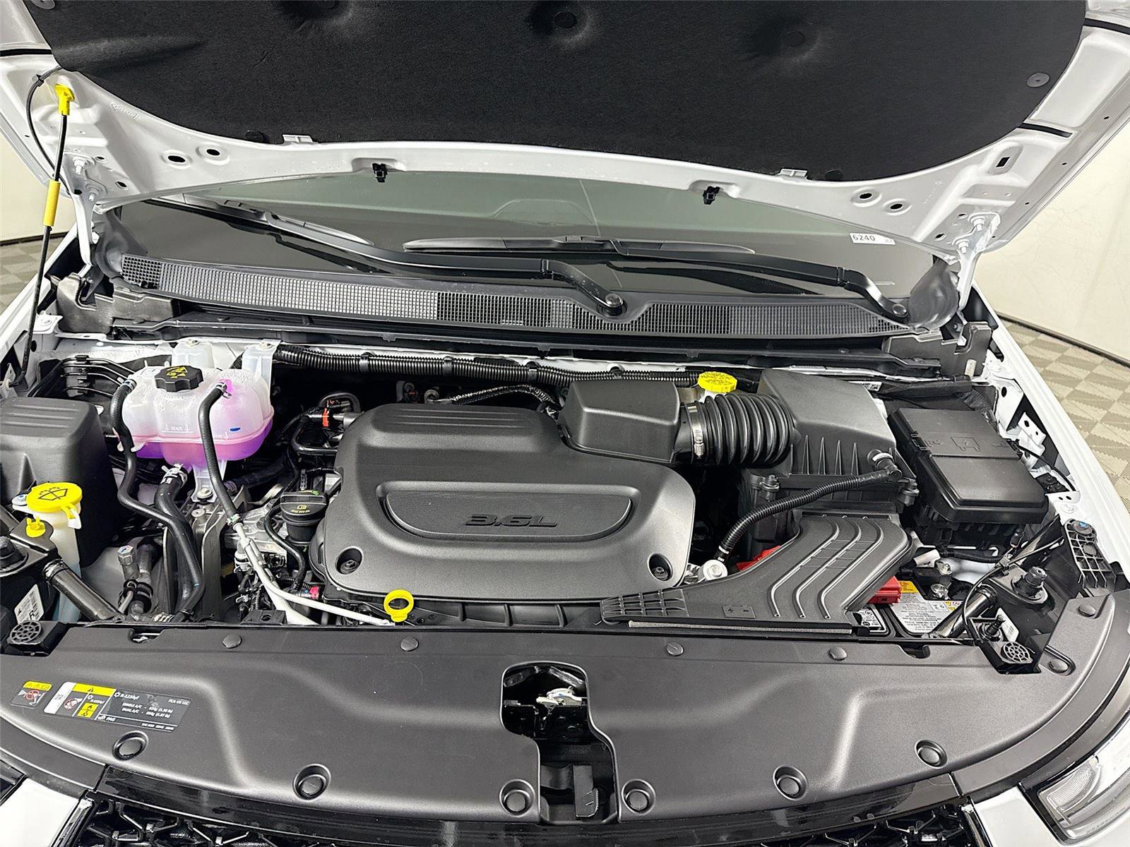 New 2026 Chrysler Pacifica Select image 21