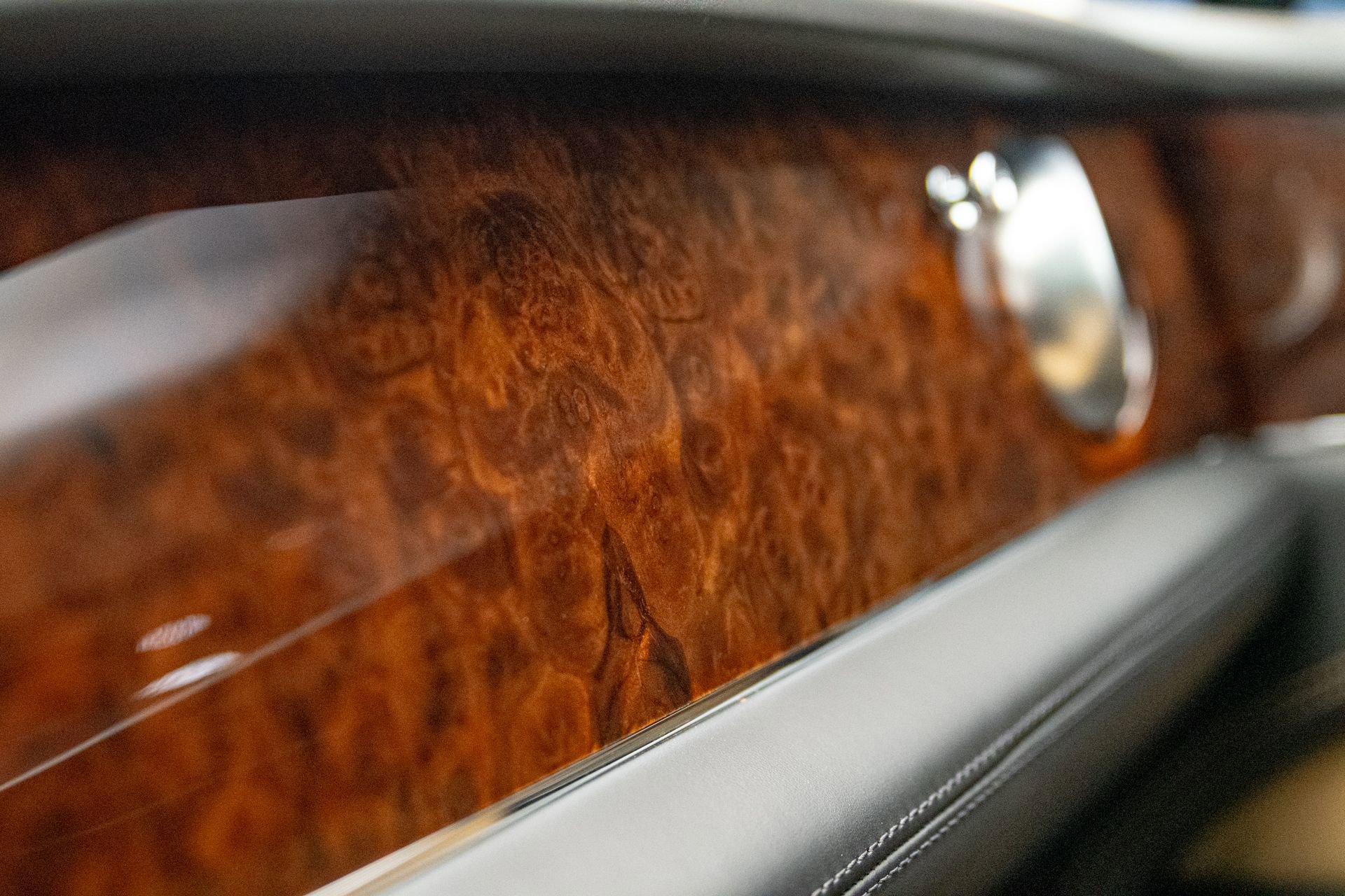 Used 2018 Bentley Bentayga Activity image 21