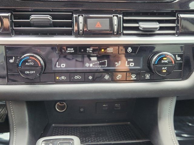 Used 2024 Nissan Pathfinder SL w/ Cargo Package image 22