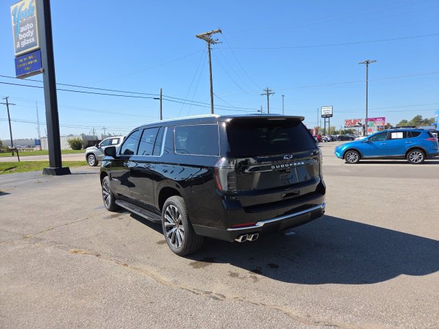 Used 2026 Chevrolet Suburban High Country w/ Sun And Tow Package AWD/4WD image 8