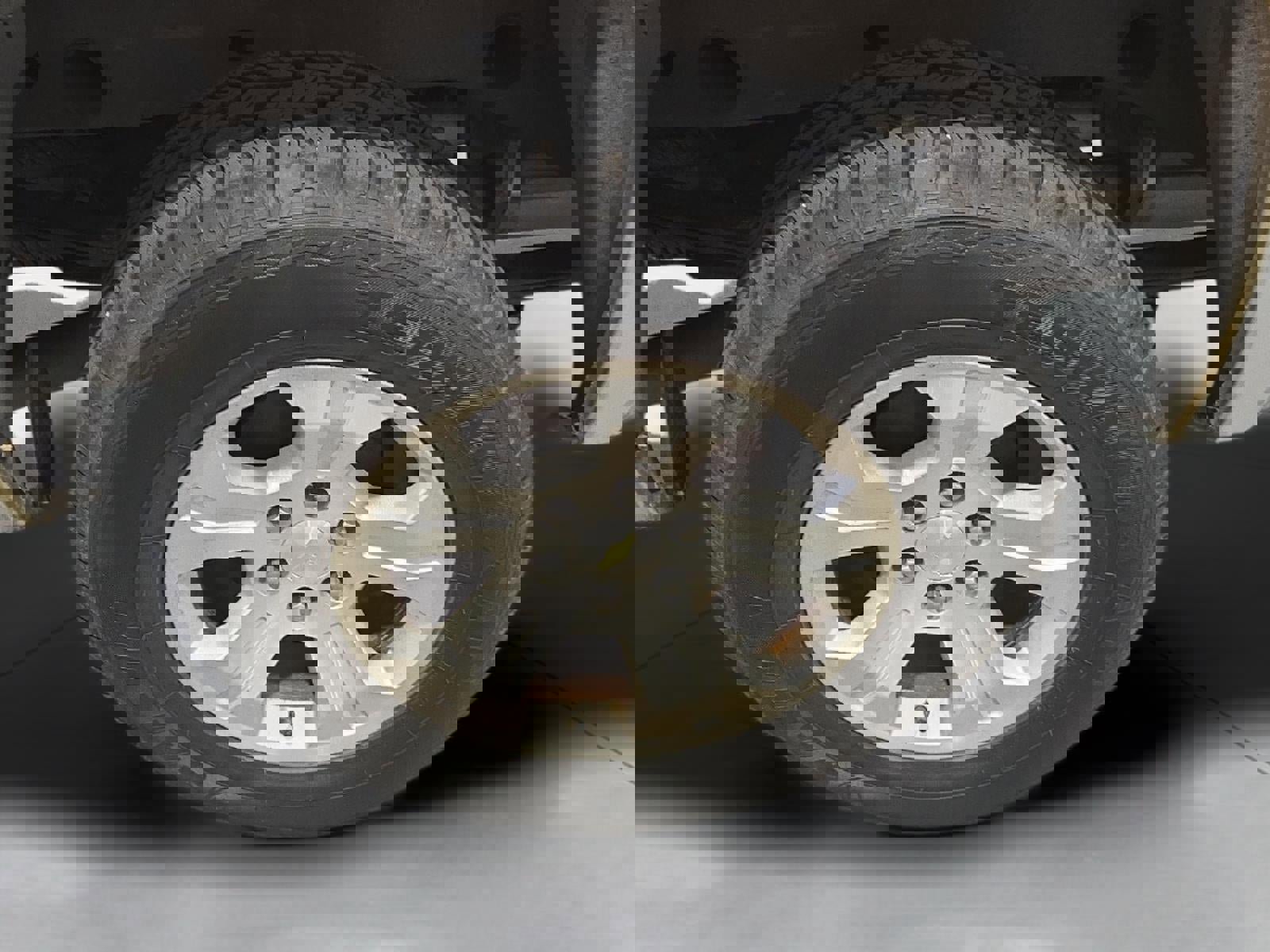 Used 2013 GMC Sierra 1500 SLE image 19