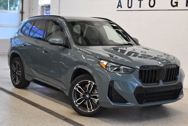 New 2026 BMW X1 xDrive28i w/ M Sport Package AWD/4WD image 1