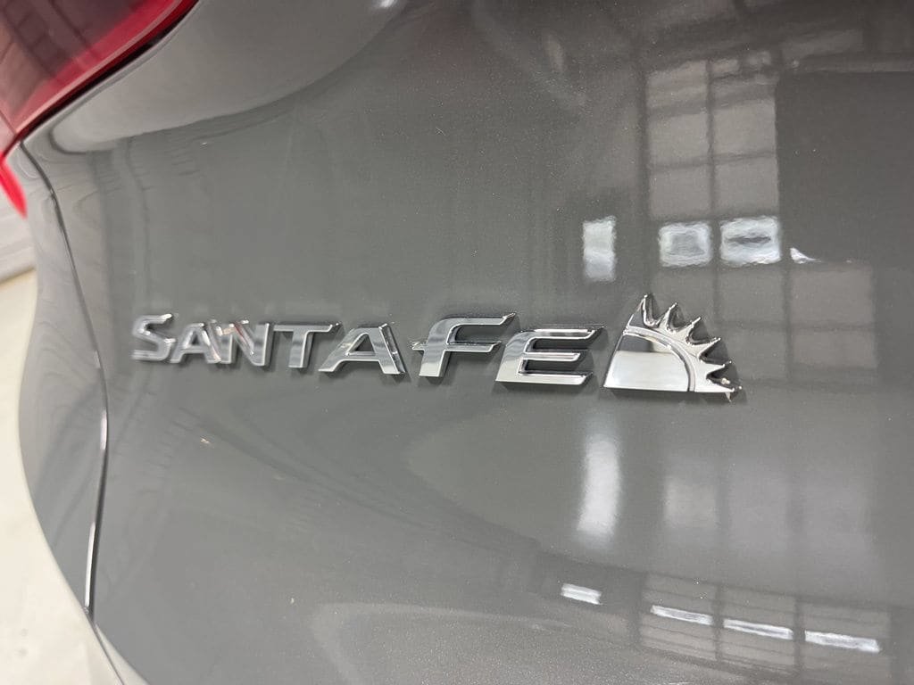 Used 2023 Hyundai Santa Fe Calligraphy AWD/4WD image 40