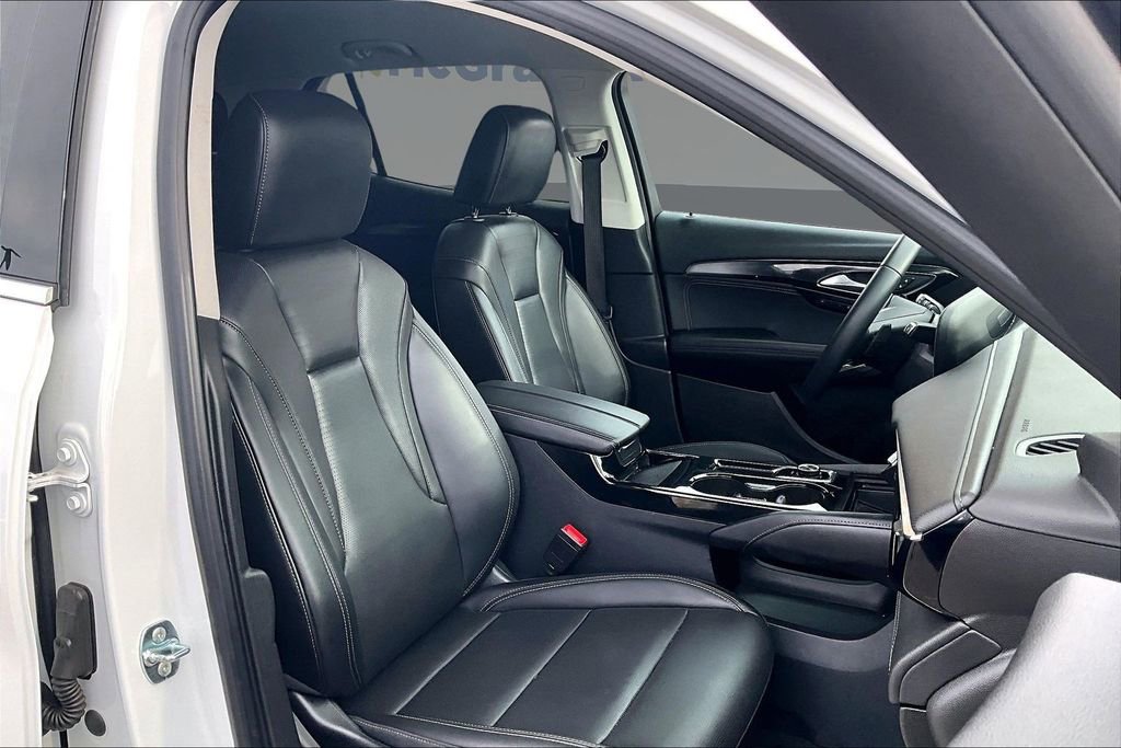Certified 2025 Buick Envision Preferred image 30
