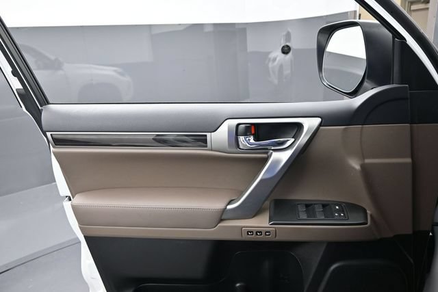 Certified 2023 Lexus GX 460 Premium w/ Premium Package AWD/4WD image 18