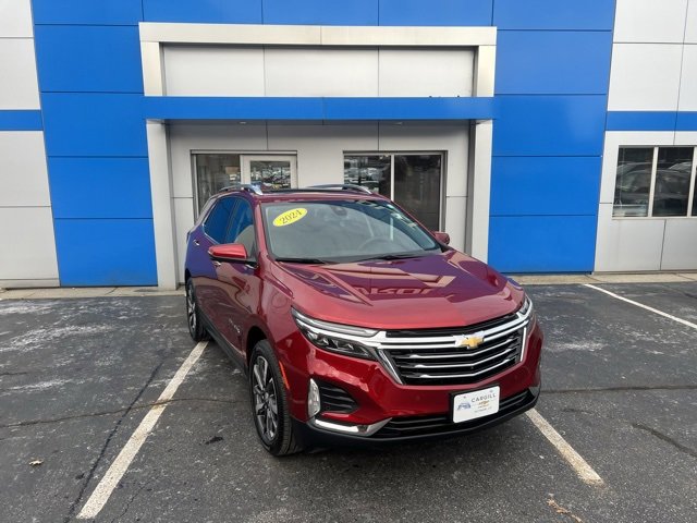 Used 2024 Chevrolet Equinox Premier image 3