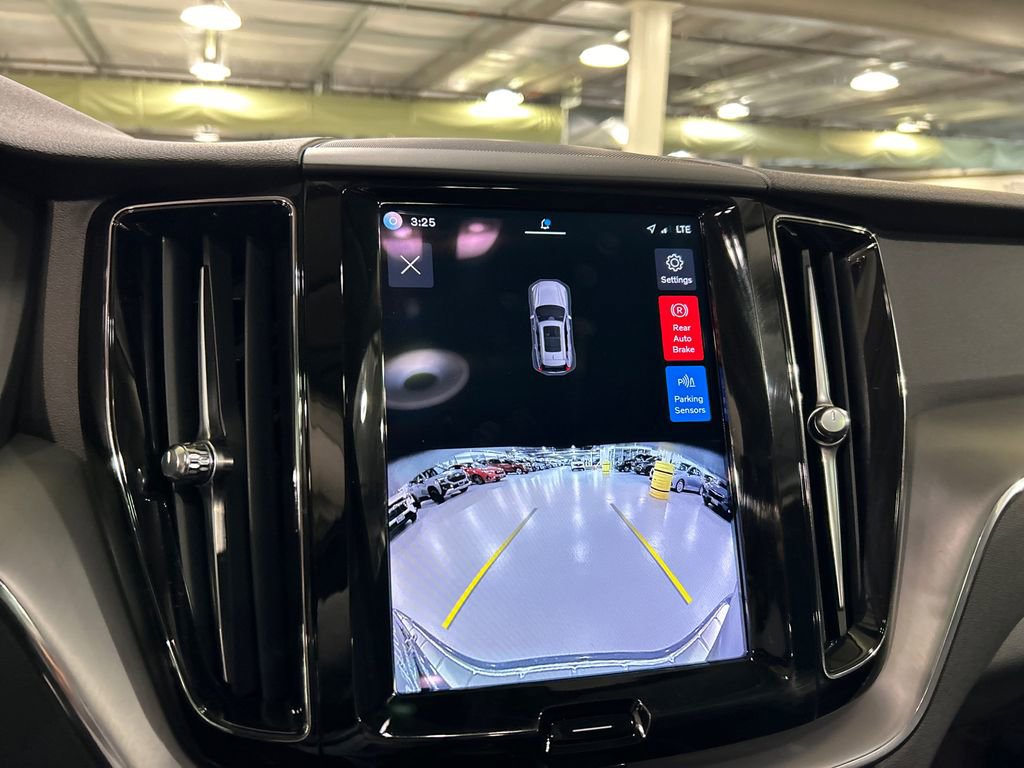 Certified 2024 Volvo XC60 B5 Core w/ Protection Package Premier image 17