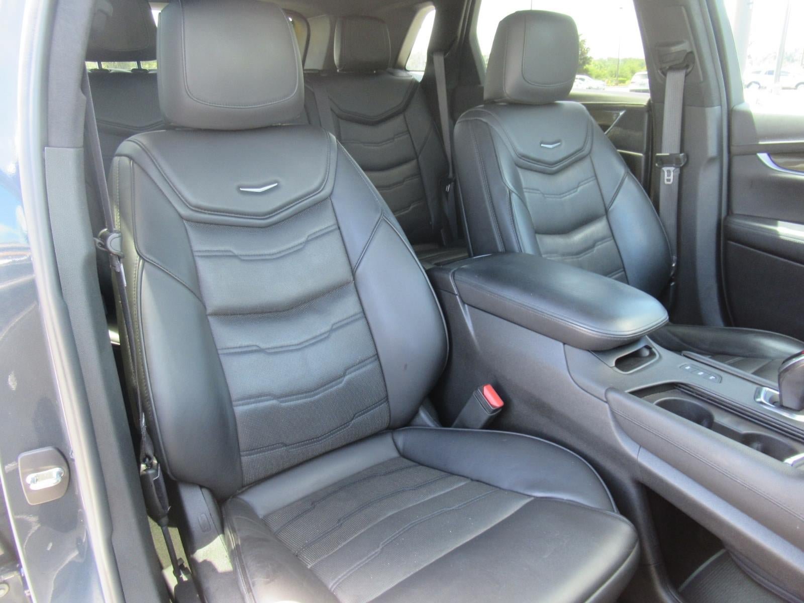 Used 2019 Cadillac XT5 Platinum AWD/4WD image 9