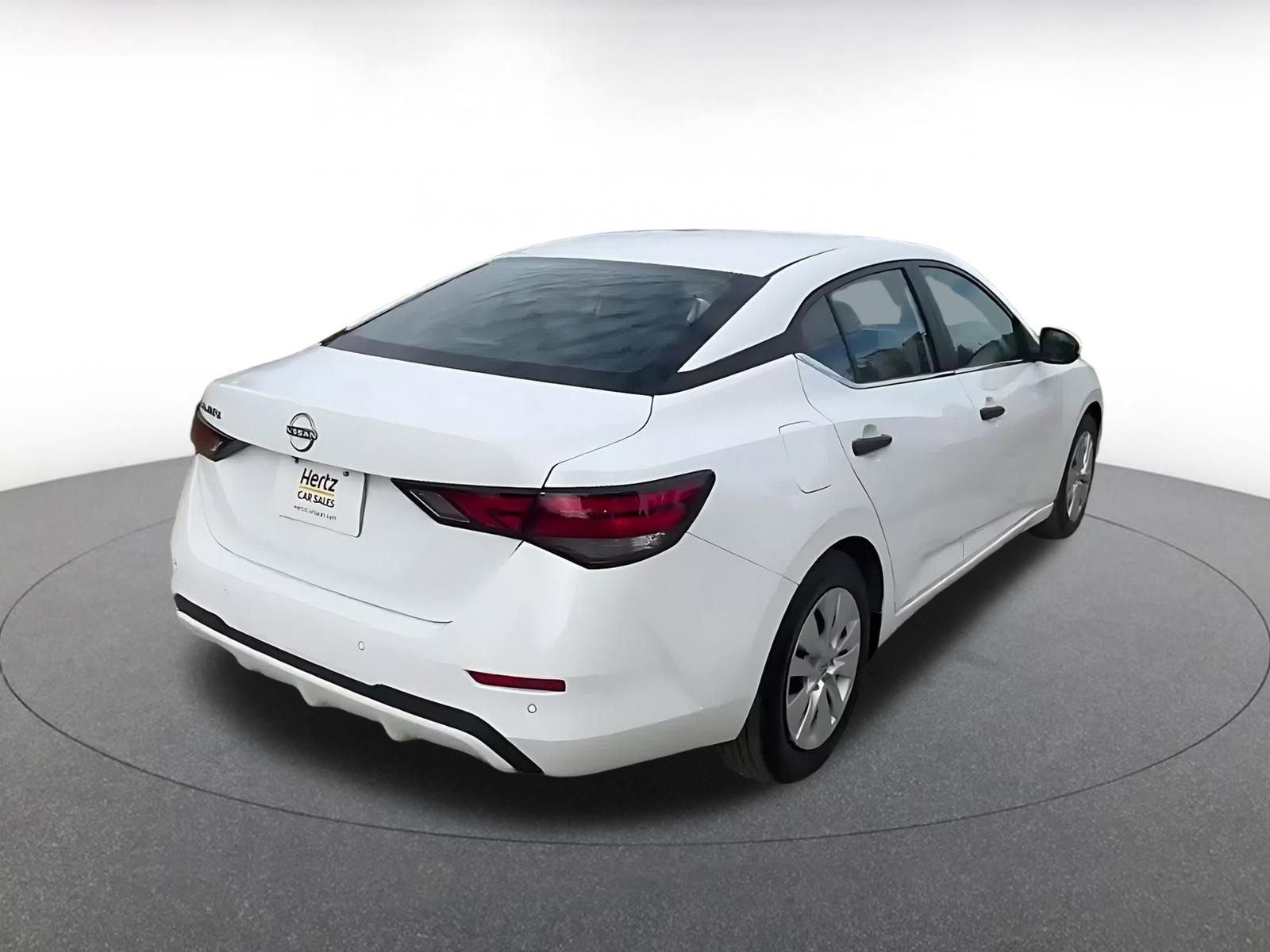 Used 2025 Nissan Sentra S image 15