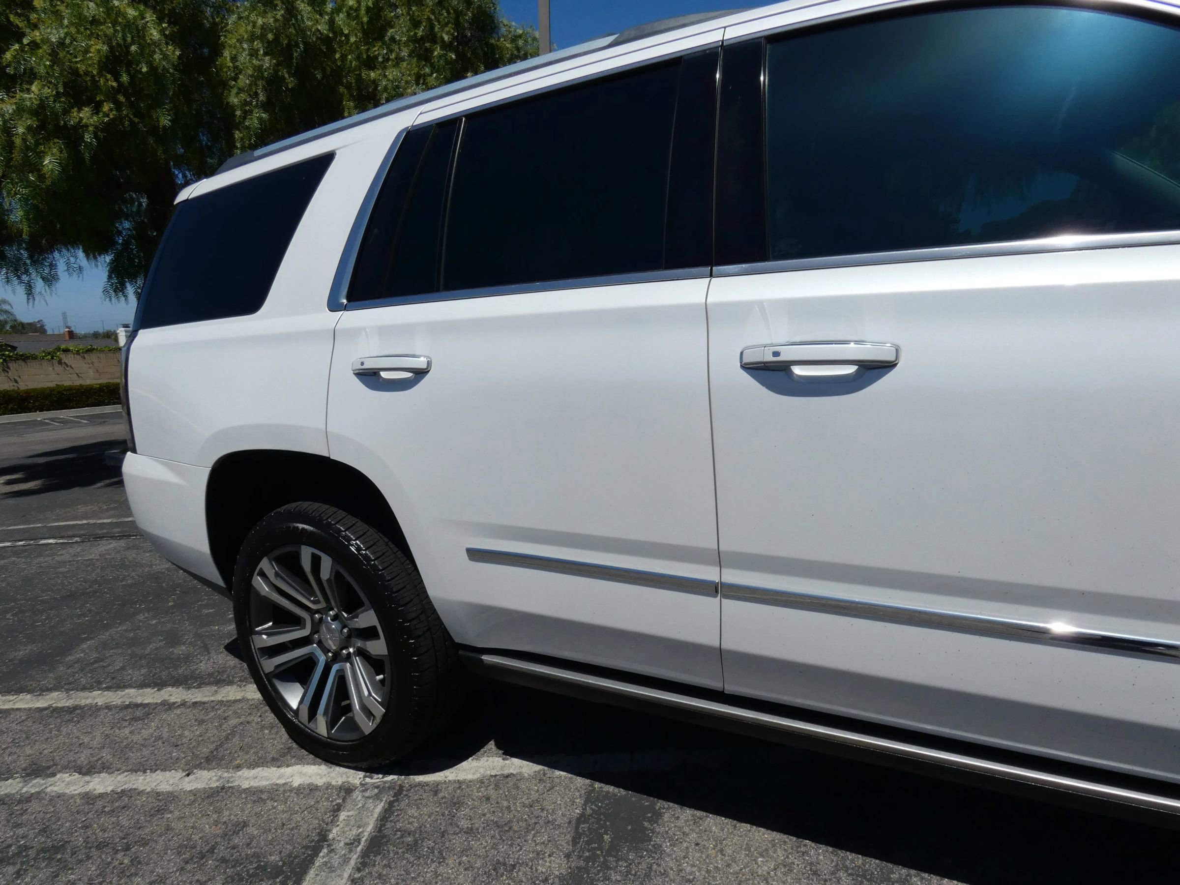 Used 2018 GMC Yukon Denali w/ Denali Ultimate Package image 8