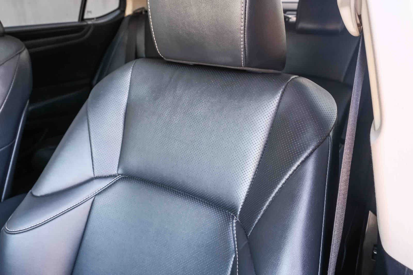 Used 2025 Lexus ES 300h w/ Premium Package FWD image 22
