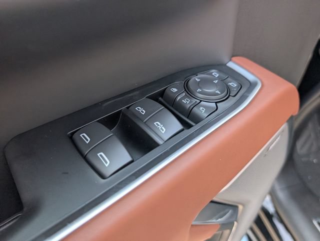 New 2026 GMC Sierra 3500 Denali Ultimate AWD/4WD image 16