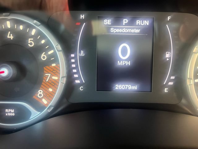 Used 2019 Jeep Renegade Sport w/ Sport Appearance Group AWD/4WD image 21