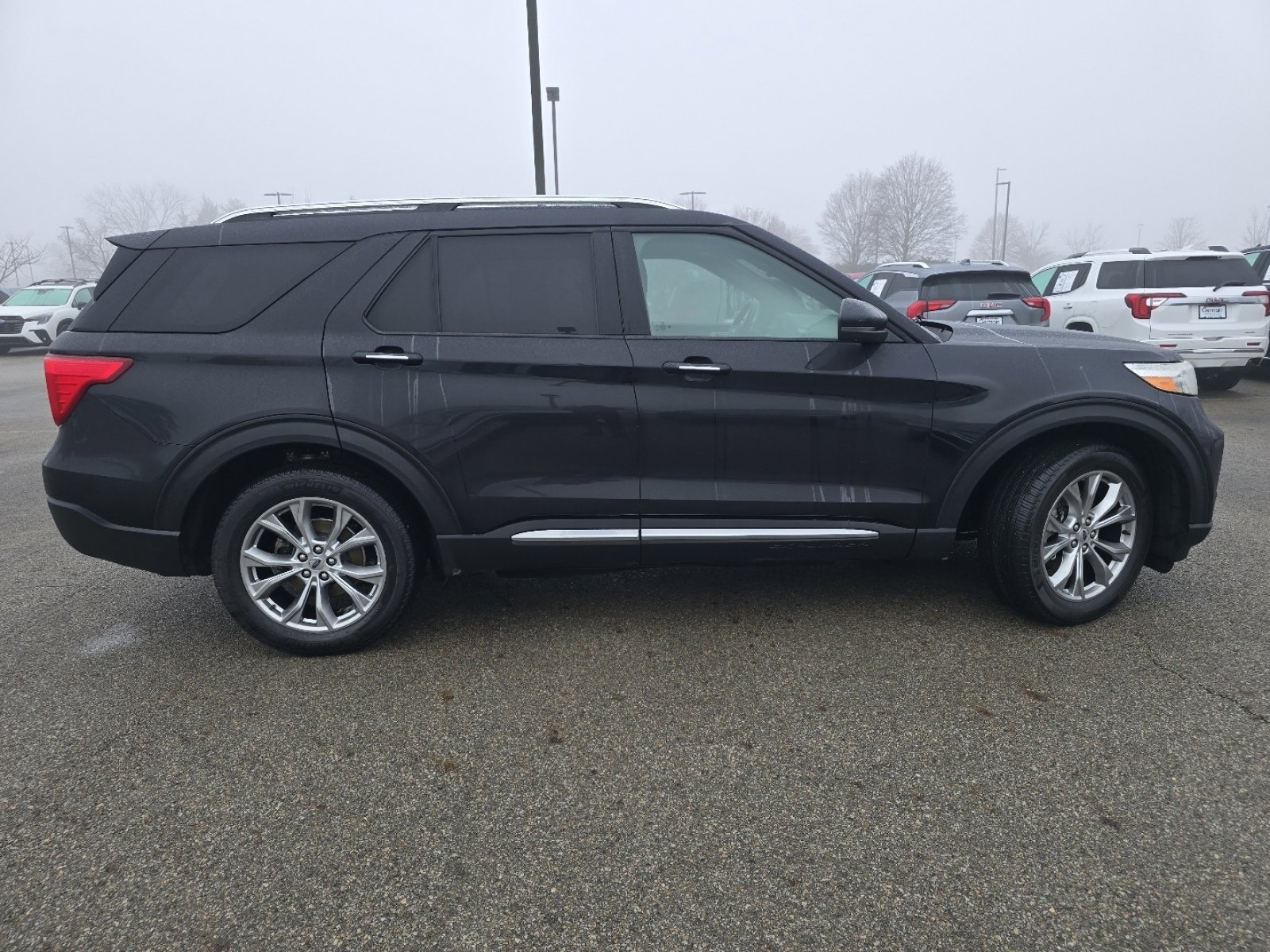 Used 2020 Ford Explorer Limited image 22