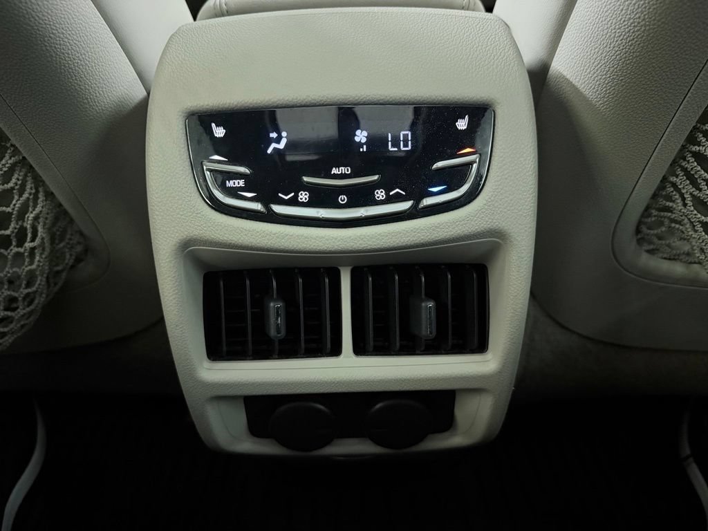 Used 2015 Cadillac SRX Premium FWD image 29