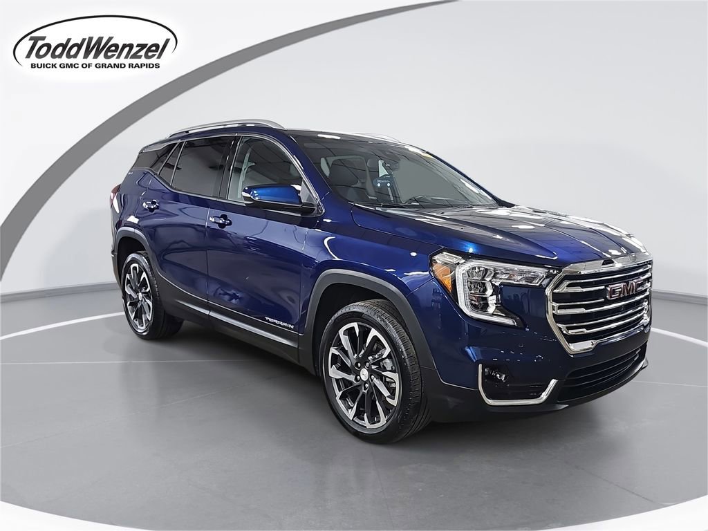 Certified 2022 GMC Terrain SLT w/ Tech Package image 1