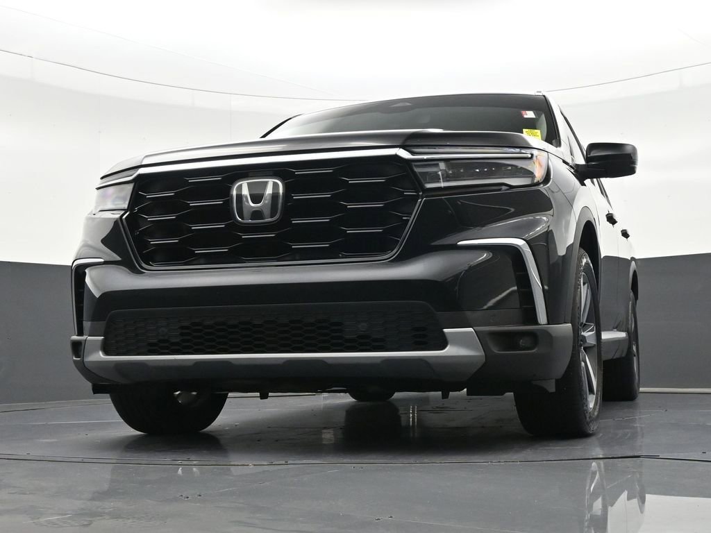 Used 2023 Honda Pilot Touring image 31