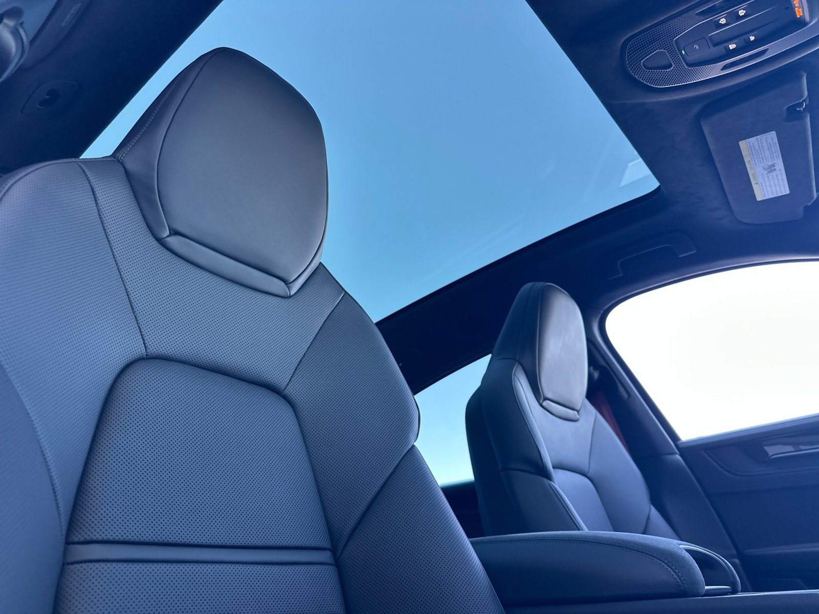 New 2026 Porsche Cayenne GTS AWD/4WD image 21
