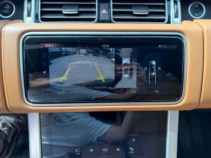 Used 2020 Land Rover Range Rover Autobiography image 15