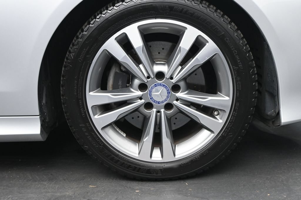 Used 2014 Mercedes-Benz E 250 BlueTEC Sedan image 10