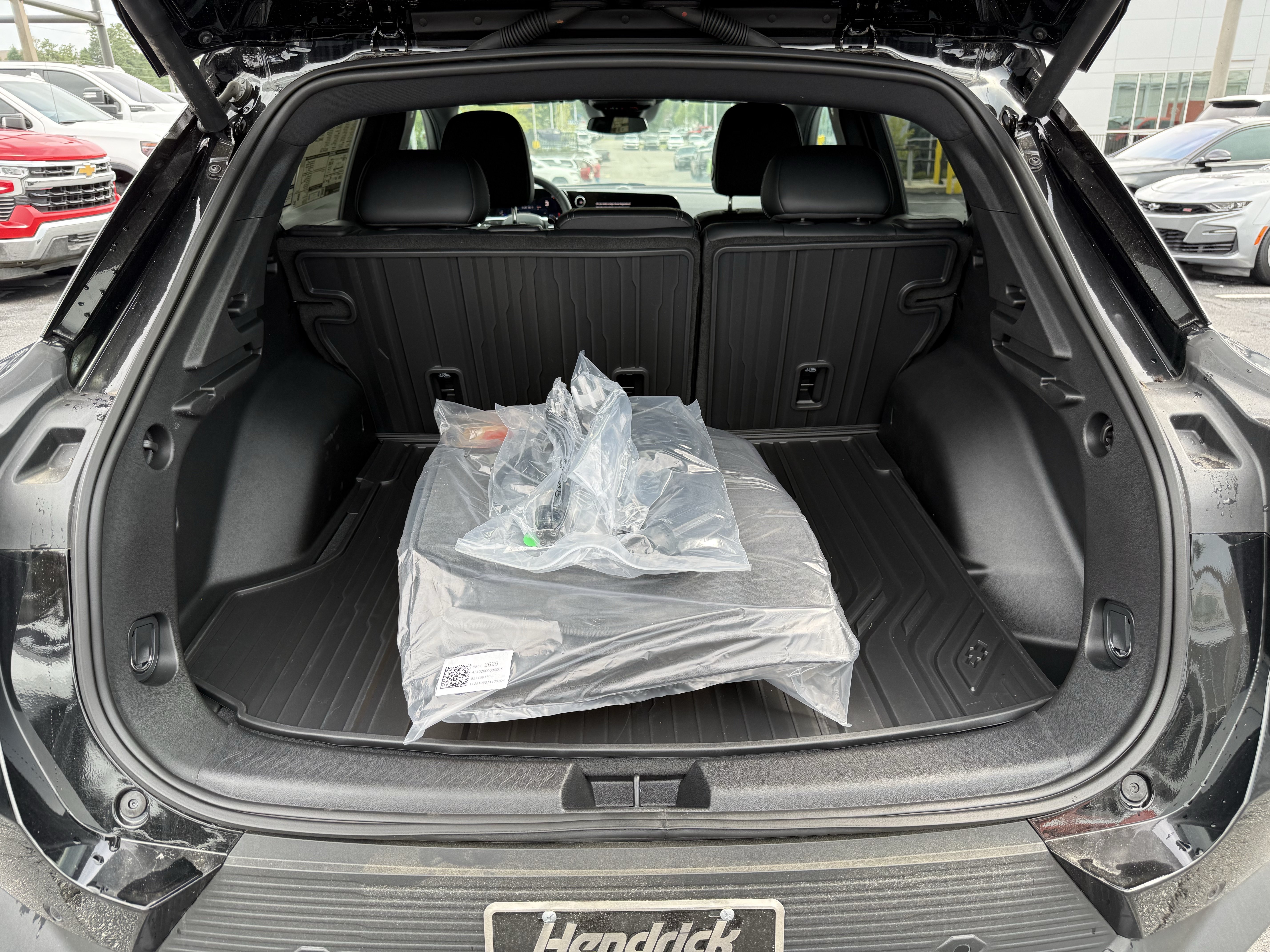 New 2026 Chevrolet Equinox EV LT FWD image 31