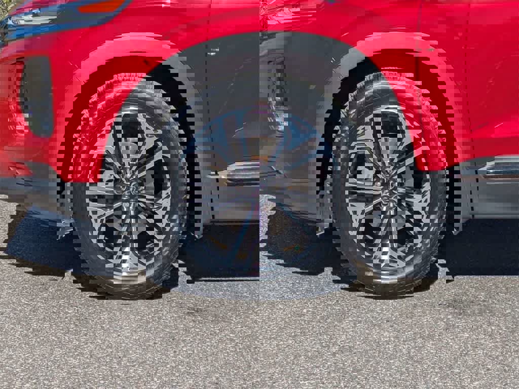 Used 2020 Hyundai Santa Fe Limited image 10